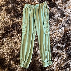 Elizabeth and James, size small, lightweight cargo style pants, never worn.